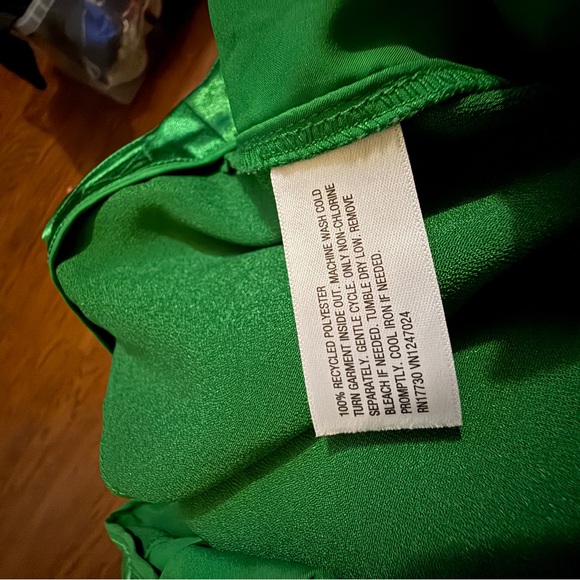 a new day Emerald Satin Wide-Leg Cargo Pants - Picture 12 of 12
